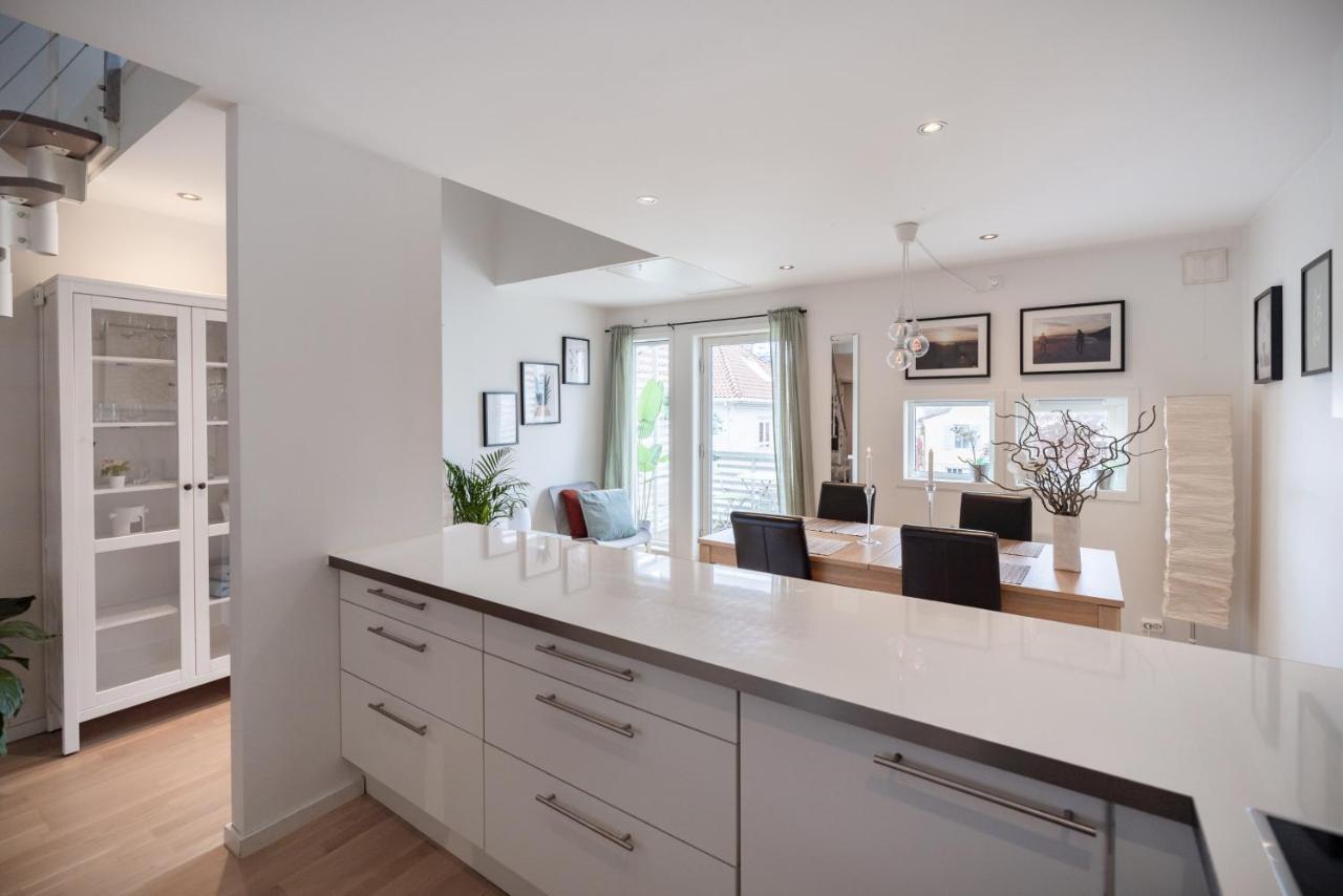 Central Top Floor Apartment Stavanger Exterior photo